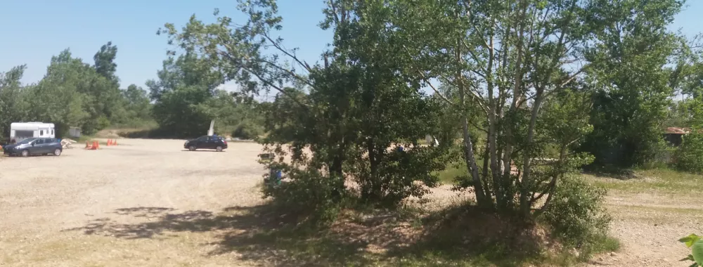 Vue globale du terrain 