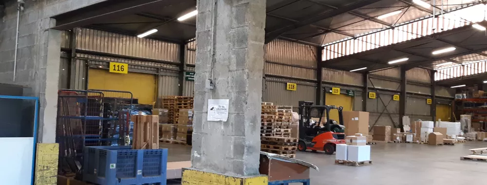 intérieur entrepôt