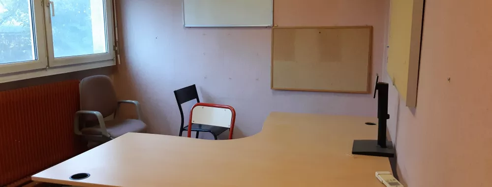 BUREAU 1ER ETAGE