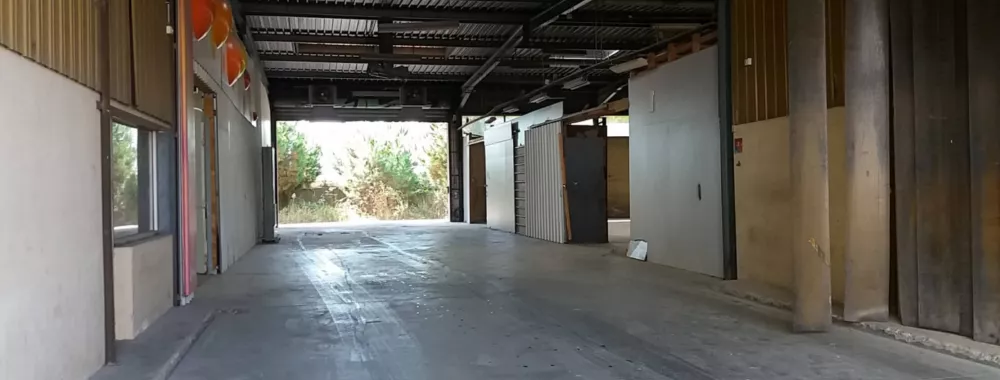 Entrepôt à louer sur Cannes intérieur