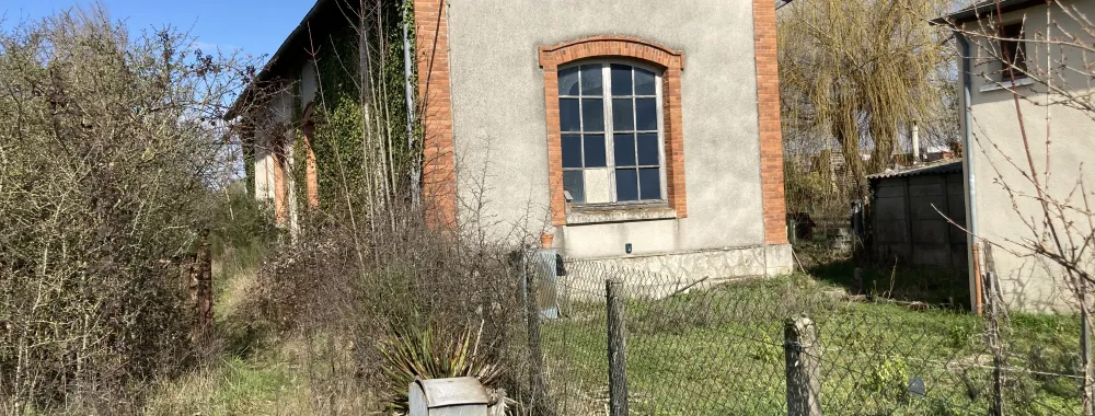 ARRIERE DU BATIMENT