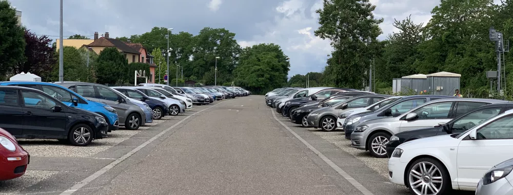 Terrain aire de stationnement