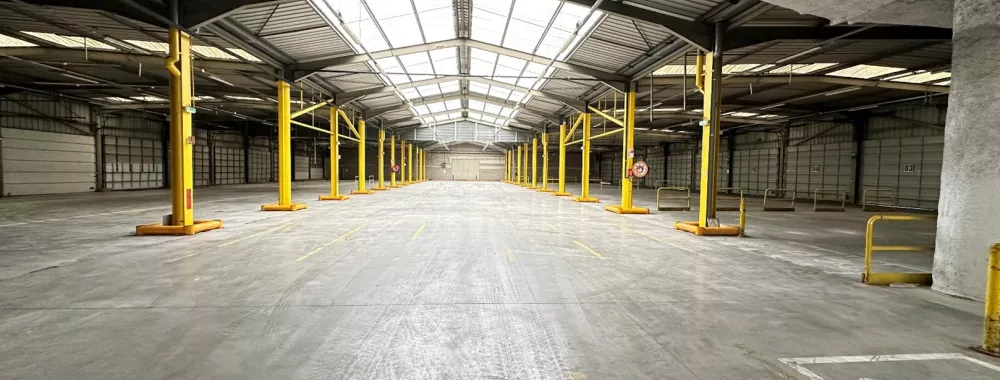 Entrepôts disponibles (entre 5000 et 9000 m²)