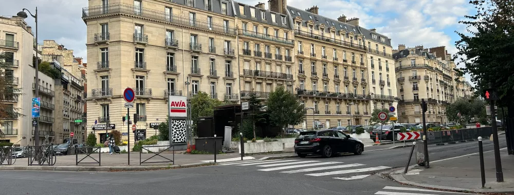 Photo1 - lot 1 boulevard Emile Augier 