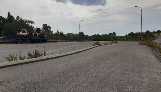 Vue partielle du terrain